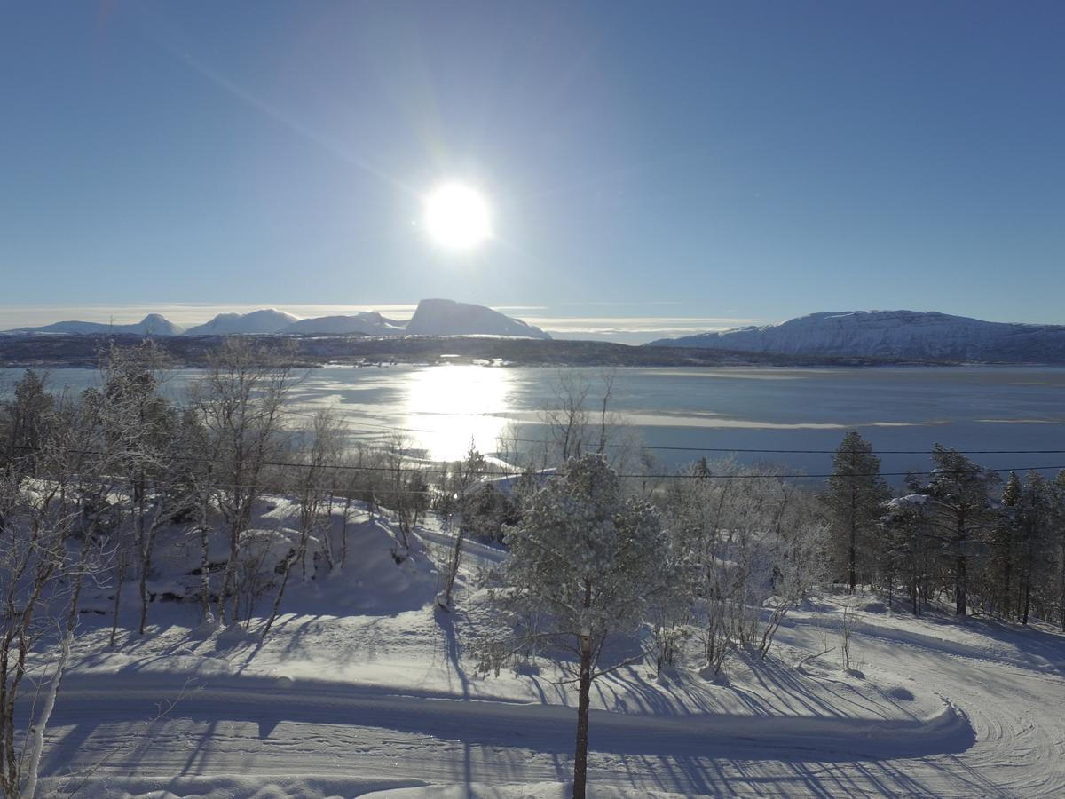 Malangen Lodge Mestervik Екстериор снимка